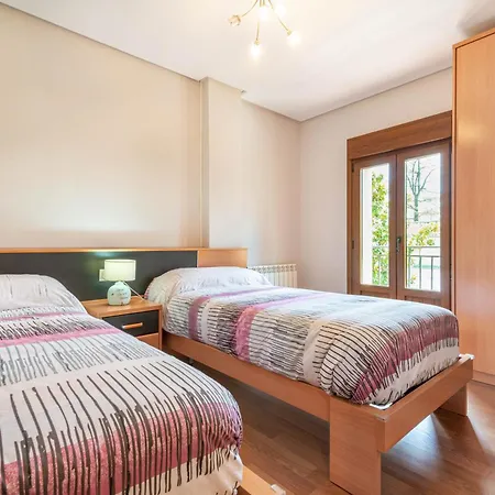 Uribe-enea Casa Sola Con Amplio Patio En Con Visita A Bodega, Siempre Sujeta A Disponibilidad *