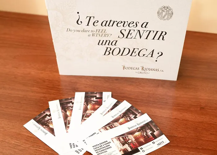 Uribe-enea Casa Sola Con Amplio Patio En Con Visita A Bodega, Siempre Sujeta A Disponibilidad Semesterbostad *