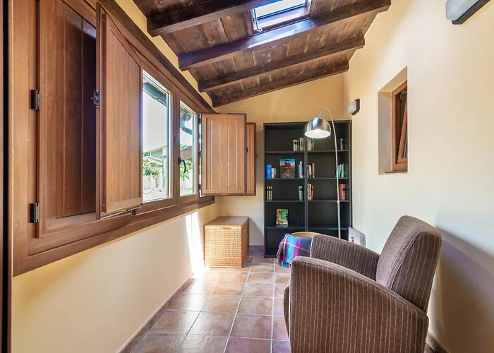 Uribe-enea Casa Sola Con Amplio Patio En Con Visita A Bodega, Siempre Sujeta A Disponibilidad *