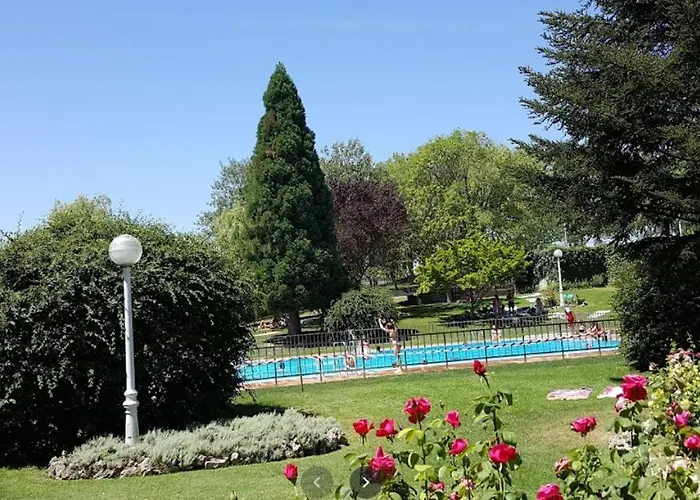 Uribe-enea Casa Sola Con Amplio Patio En Con Visita A Bodega, Siempre Sujeta A Disponibilidad Сasa de vacaciones