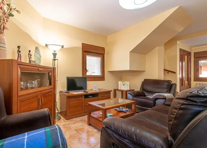 Uribe-enea Casa Sola Con Amplio Patio En Con Visita A Bodega, Siempre Sujeta A Disponibilidad * Elciego